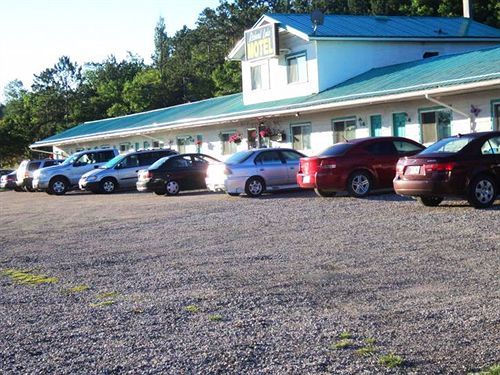 Richard Lake Motel Coniston Екстер'єр фото